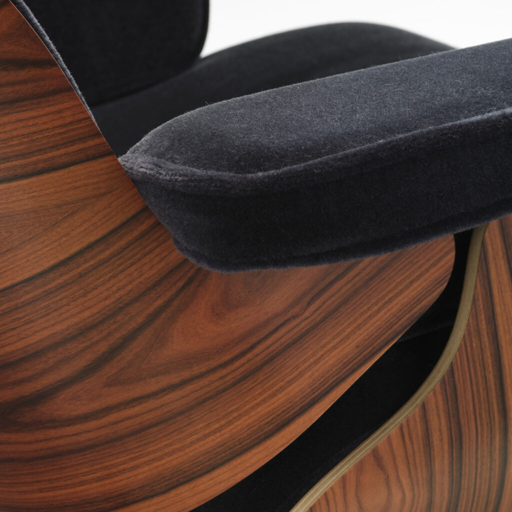 Vitra Eames Lounge Chair - Detail